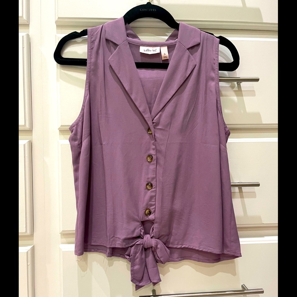 Willow and Root light purple collared tank size S